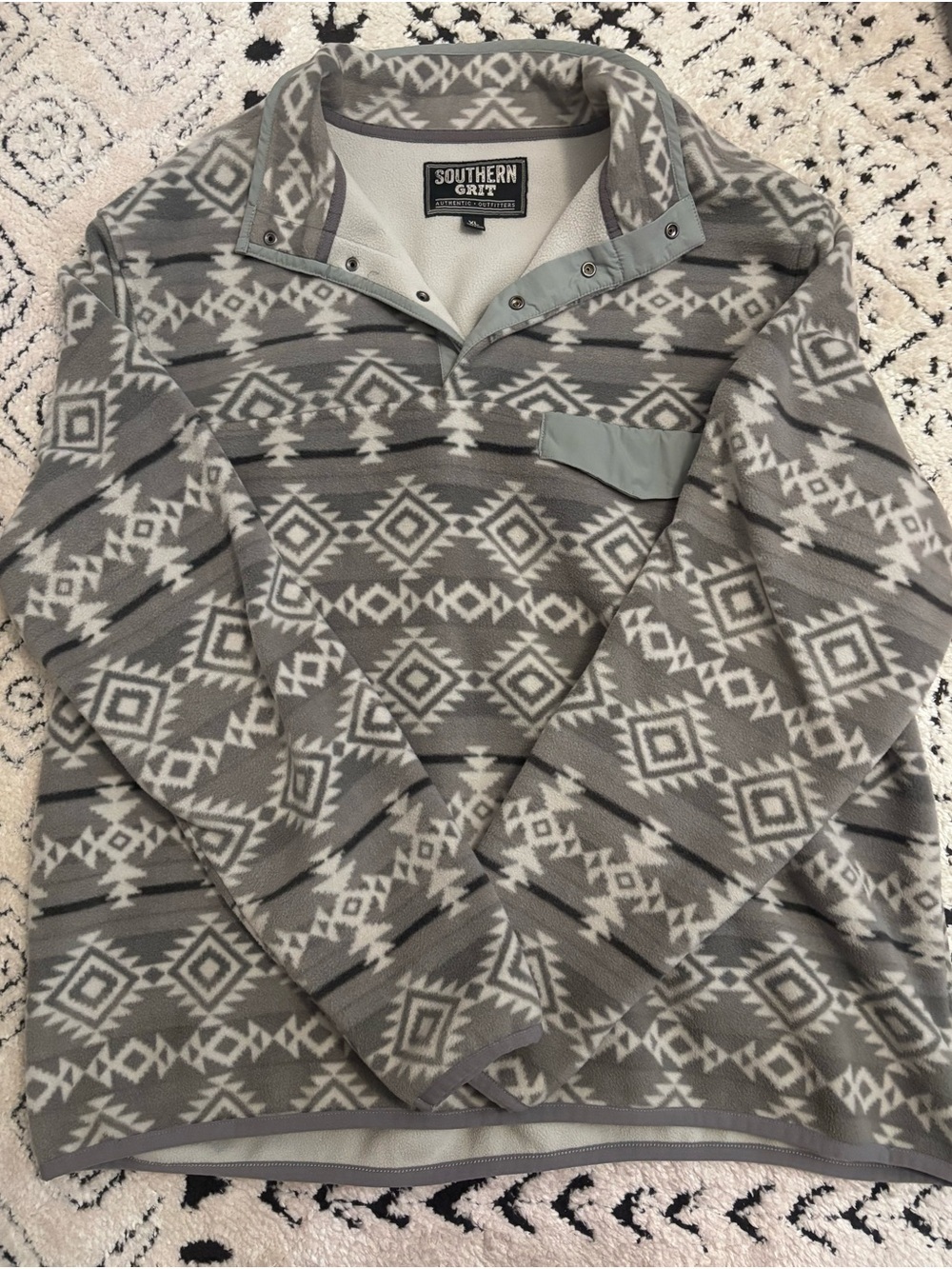 Southern Grit Gray/White Geometric Fleece Mock Neck Snap Pullover XL